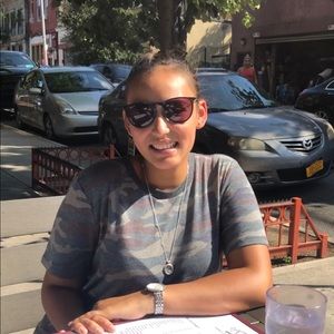 Meet your Posher, Natalia